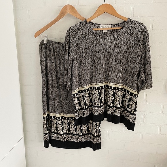 Vintage 80s 90s Matching Set (2) Slinky Midi skirt Mixed print Black Cream 1X - Picture 1 of 8